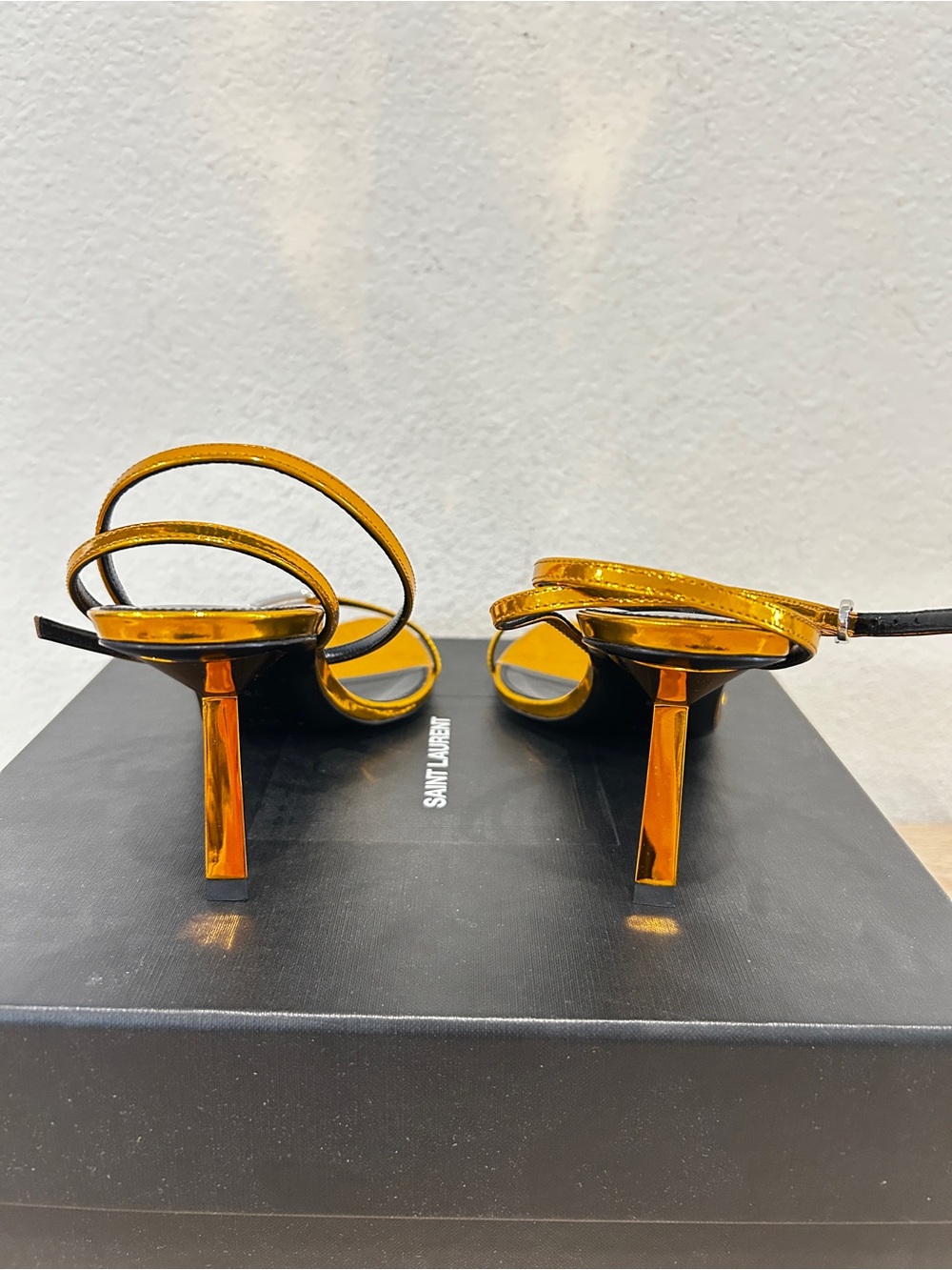 NIB Saint Laurent 75mm kitty sandals in Metal Tangerine, Size 38, $1090 Retail - Picture 3 of 7